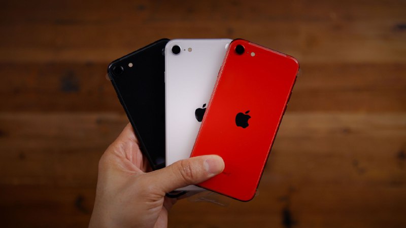 【APPSO 科技早报 - 0304】1.  富士康旗下配件商曝光新款 iPhone SE 贴膜2. Mac 或将使用三星全新 OLED 屏幕3.微信 Android 8.0.20 正式版发布4.微博将上线「一键防护」功能5.赛力斯 AITO 问界 M5 即将开启交付6.蚂蚁集团公布 2021 年公益捐赠数据7.vivo 副总裁回应「NEX 事业部被撤销」8. Instagram 宣布在视频中加入自动生成的字幕9. 《师父》普通话中文配音已上线10.优酷上线《哪吒闹海》等 4K 修复版经典剧漫详情点击👉 